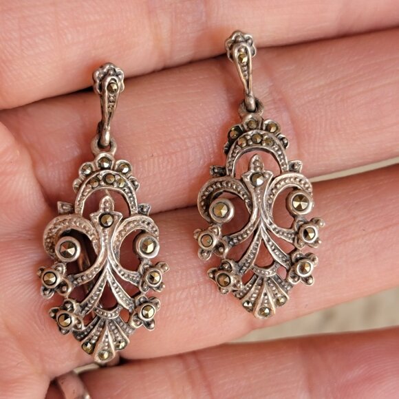 Vintage 925 sterling silver Art Deco ornate marcasite adorned unique earrings - Picture 11 of 16